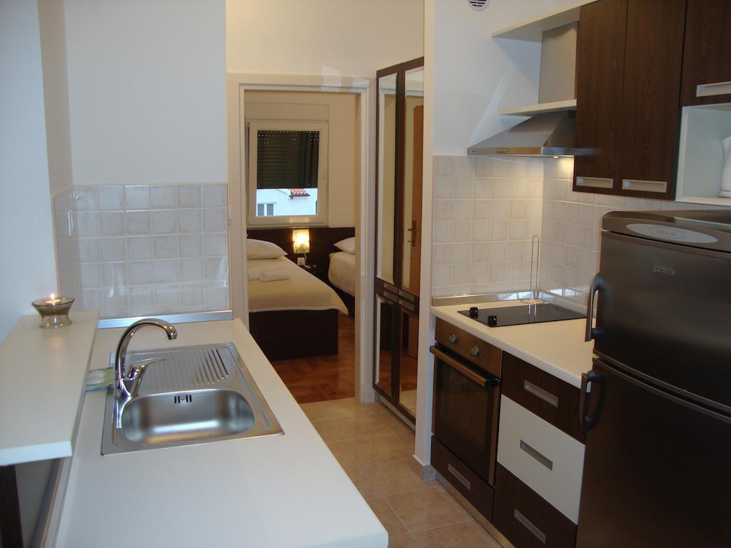 Apartments Marina Vodice Buitenkant foto