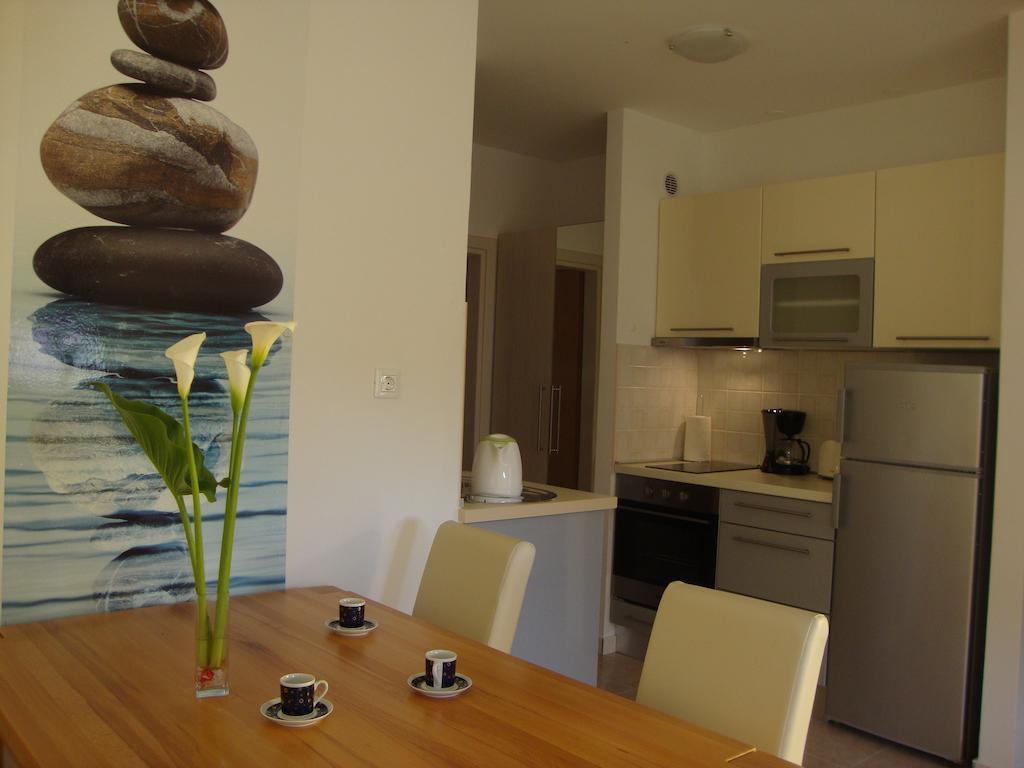 Apartments Marina Vodice Kamer foto