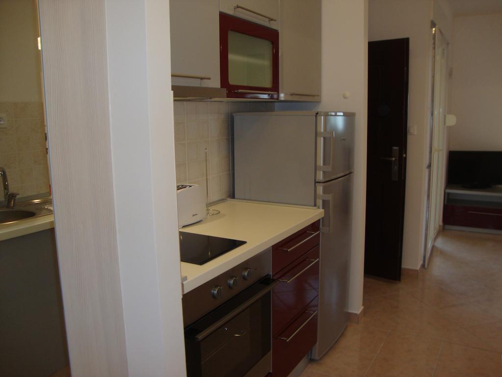 Apartments Marina Vodice Buitenkant foto